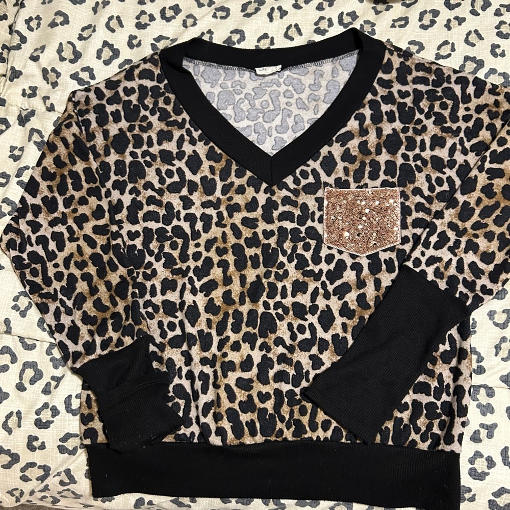 Leopard Top